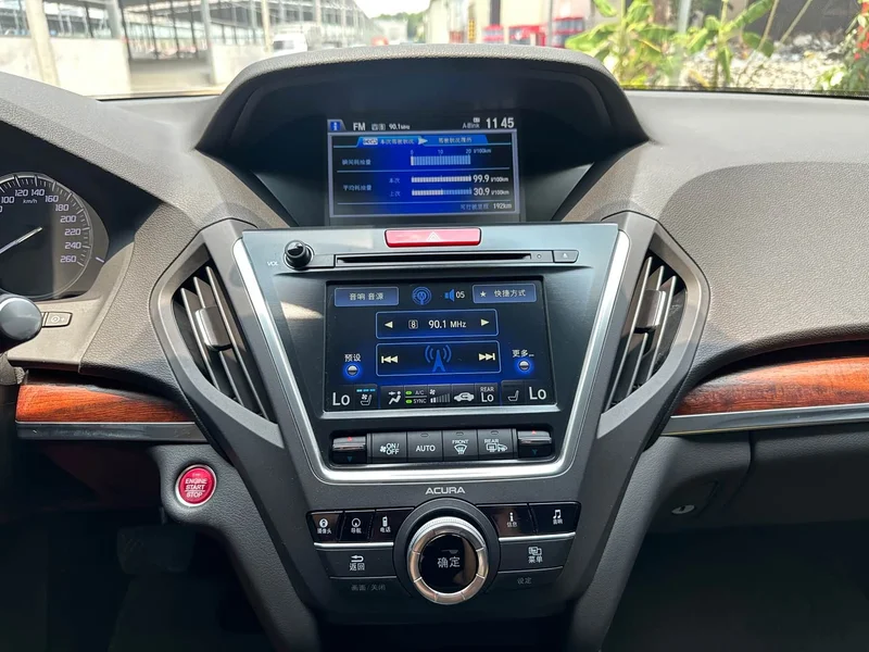 Acura MDX — фото 13