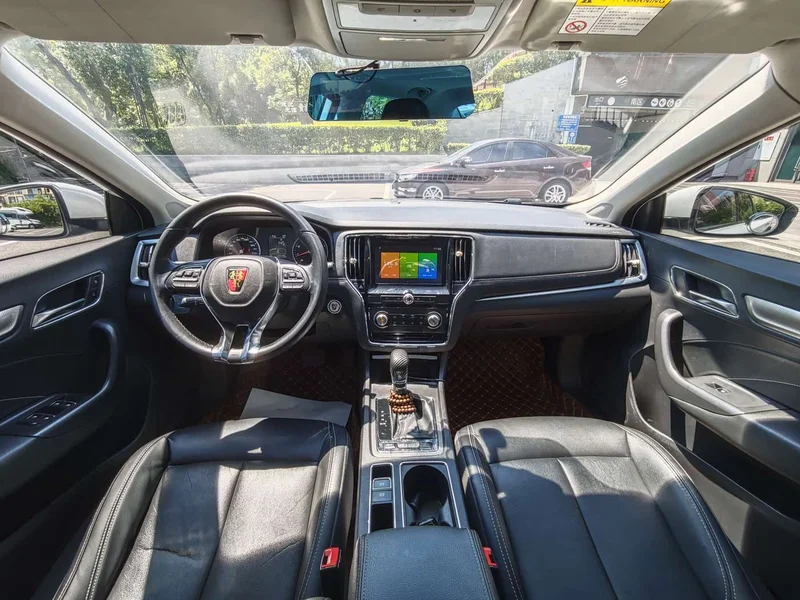 Roewe i6 Classic — фото 15