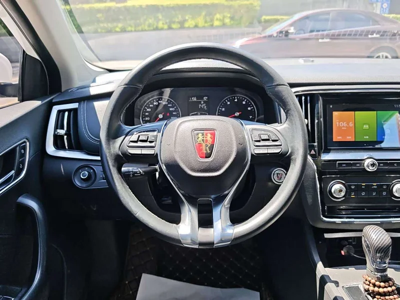 Roewe i6 Classic — фото 17