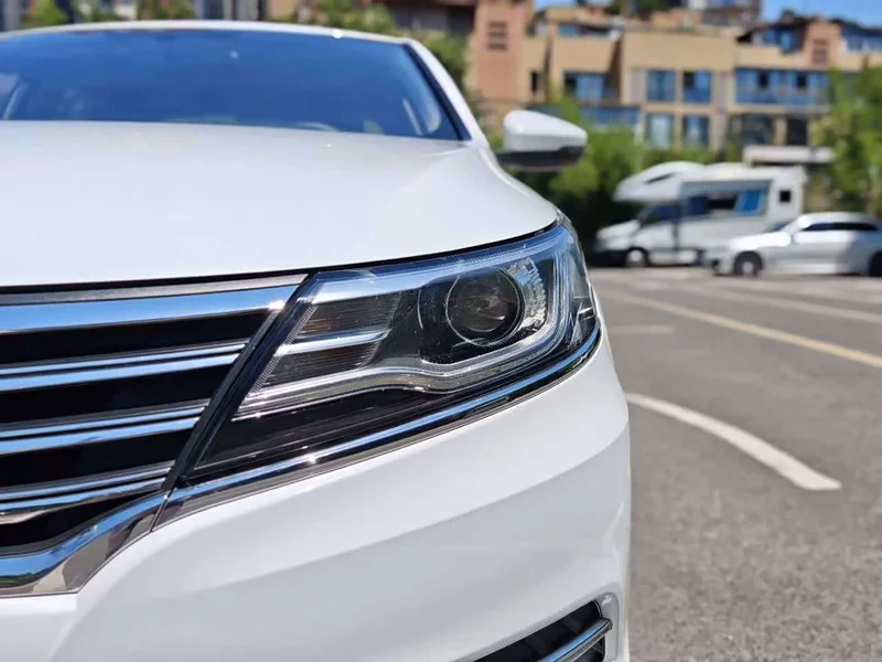 Roewe i6 Classic — фото 32