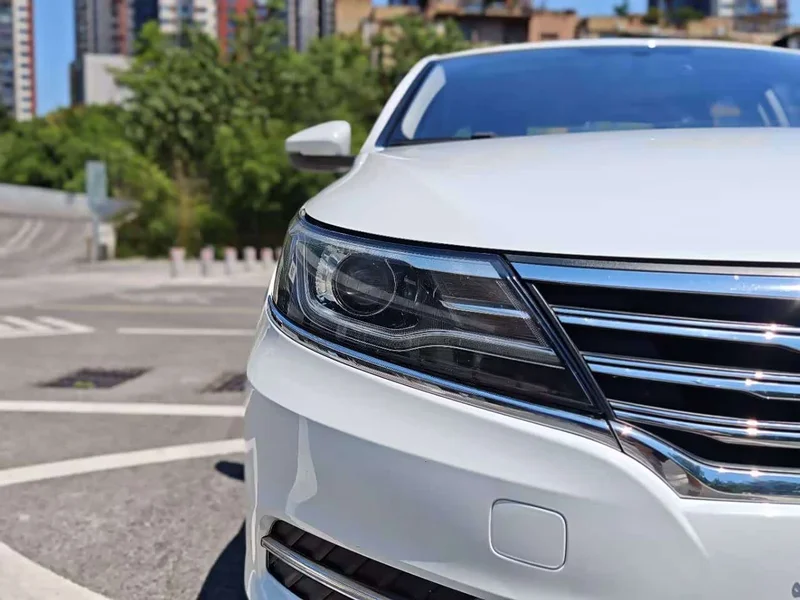 Roewe i6 Classic — фото 34