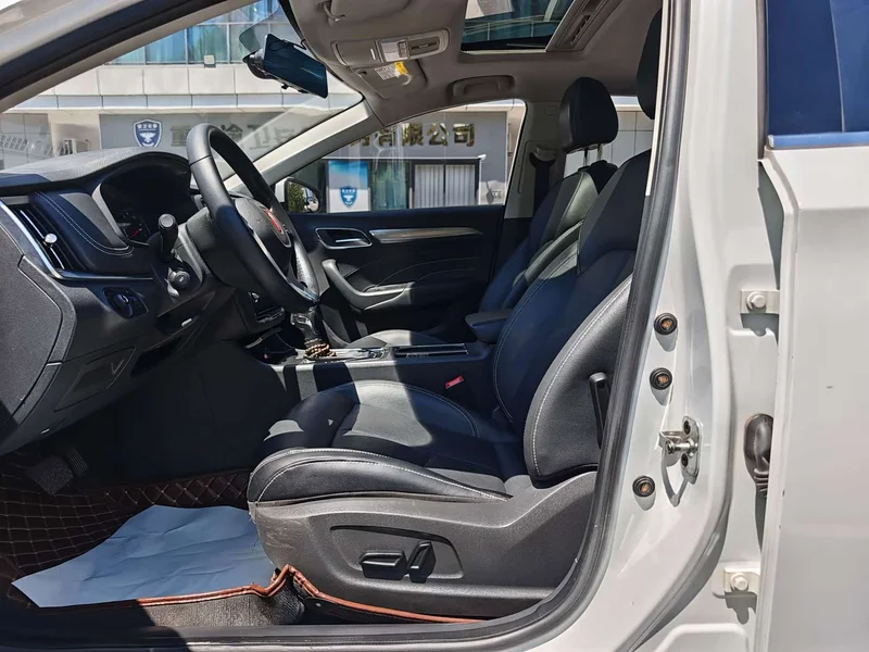 Roewe i6 Classic — фото 10