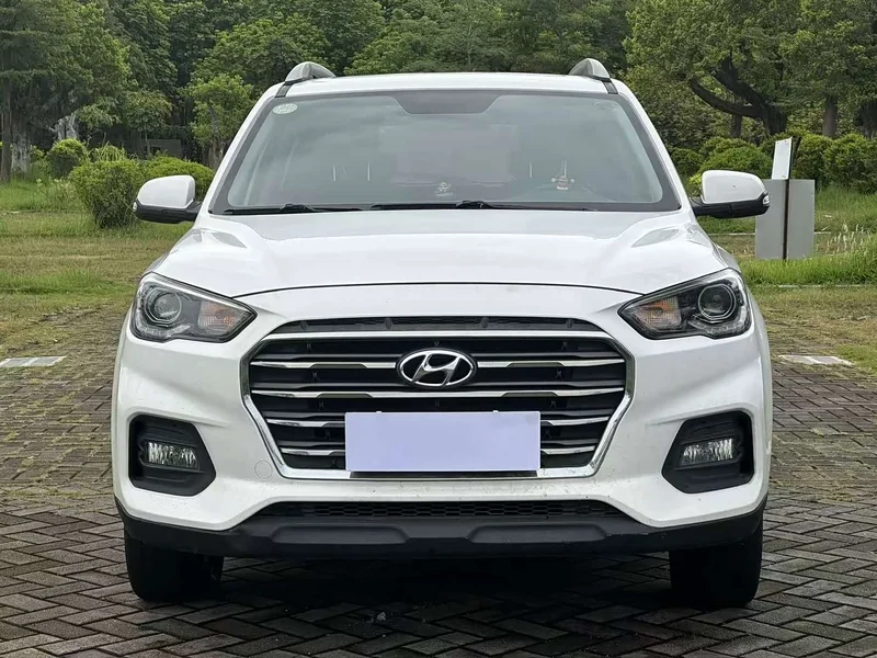 Hyundai ix35 — фото 2