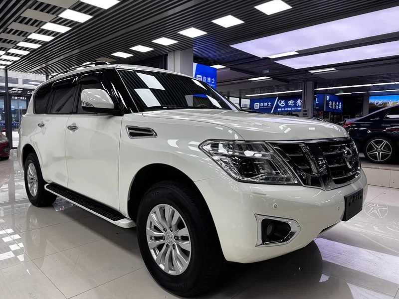 Nissan Patrol — фото 3