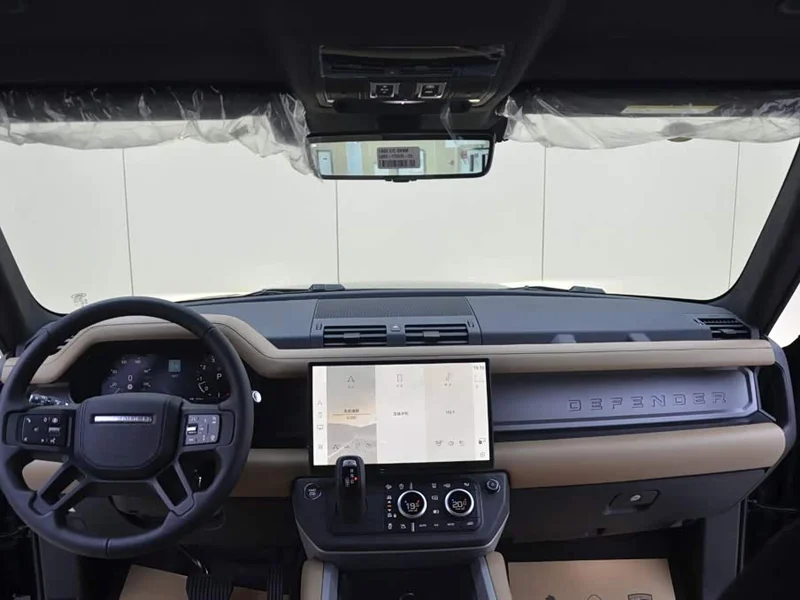 Land Rover Defender — фото 14
