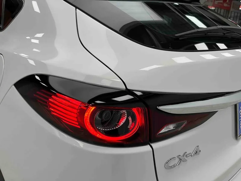 Mazda CX-4 — фото 23