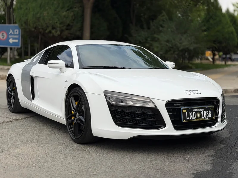 Audi R8 — фото 3
