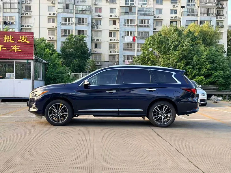 Infiniti QX60 — фото 4