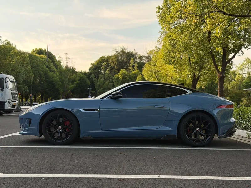 Jaguar F-TYPE — фото 4