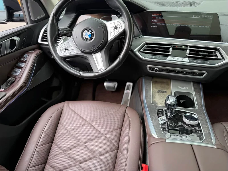 BMW X5 — фото 13