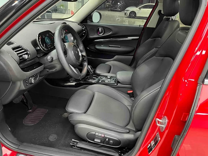 MINI CLUBMAN — фото 16