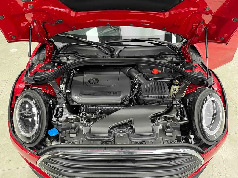 MINI CLUBMAN — фото 25