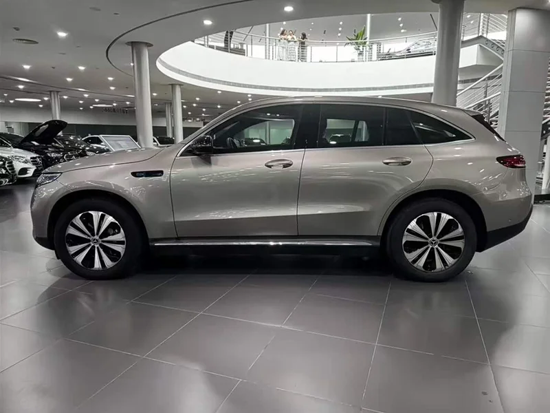 Mercedes-Benz EQC — фото 2
