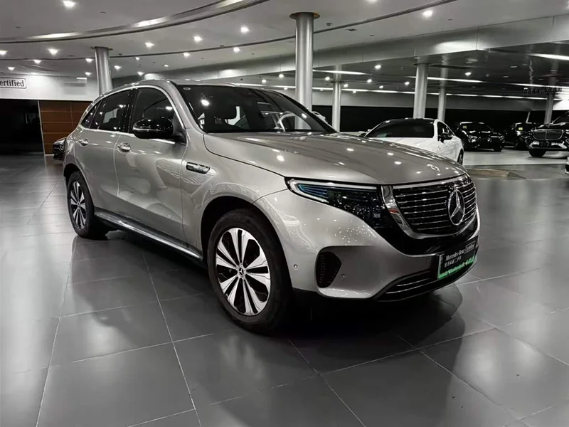 Mercedes-Benz EQC — фото 7