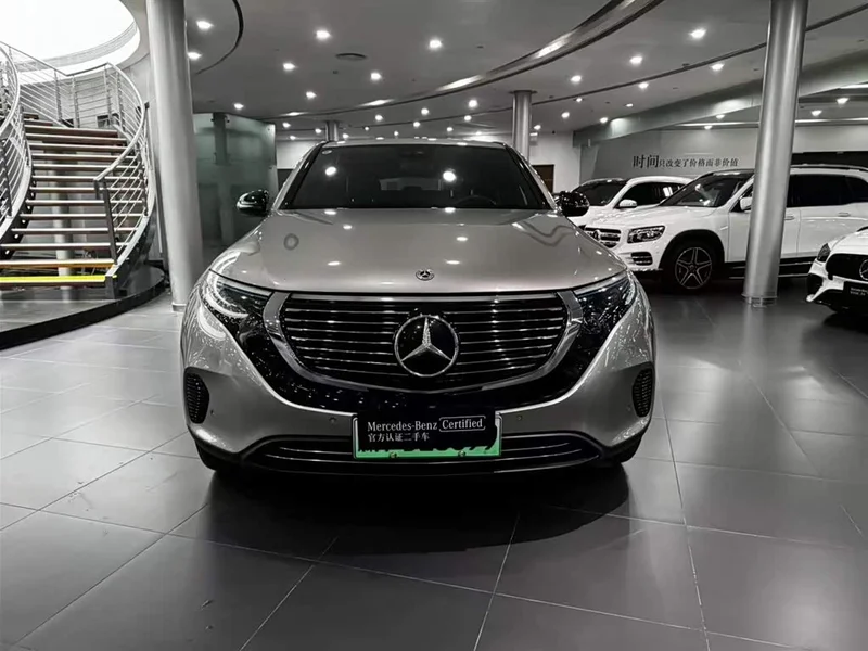 Mercedes-Benz EQC — фото 8