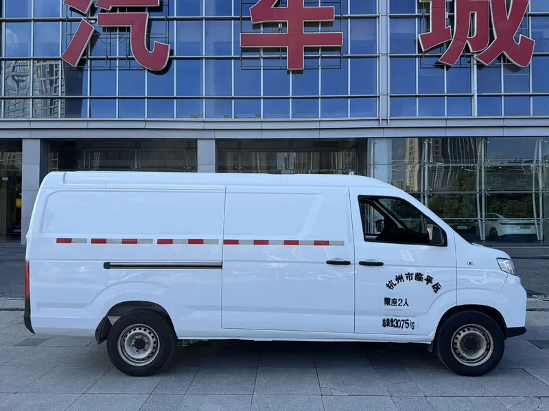 Dongfeng Jiangtun — фото 5