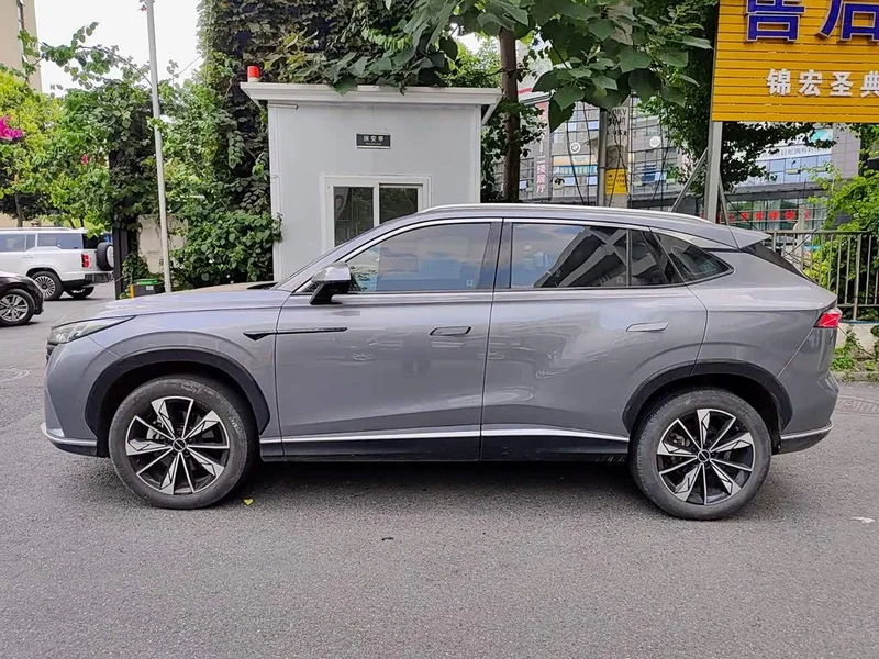 Roewe RX5 — фото 3