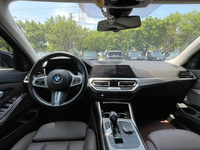 BMW 3-Series — фото 15
