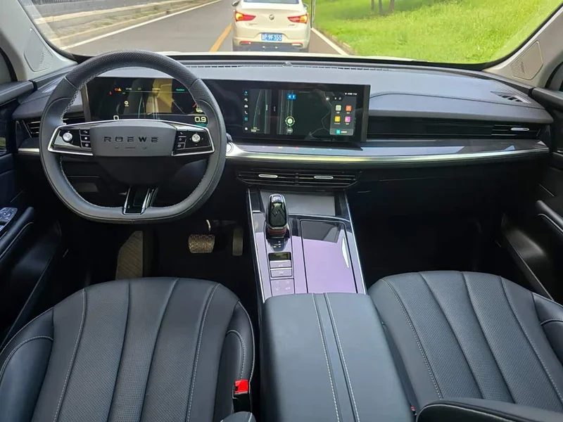 Roewe RX5 MAX — фото 11