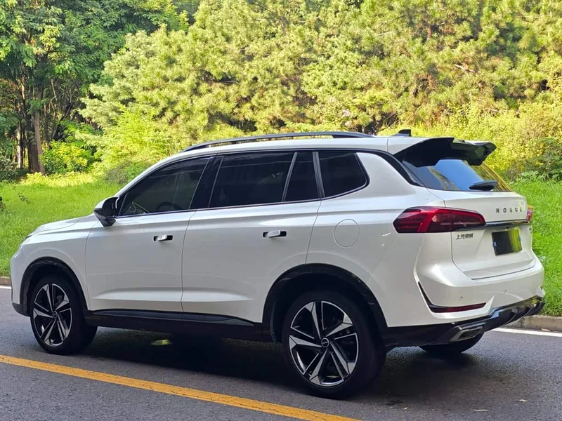 Roewe RX5 MAX — фото 4
