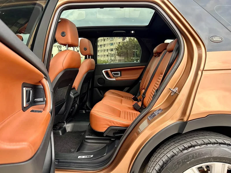 Land Rover Discovery — фото 11