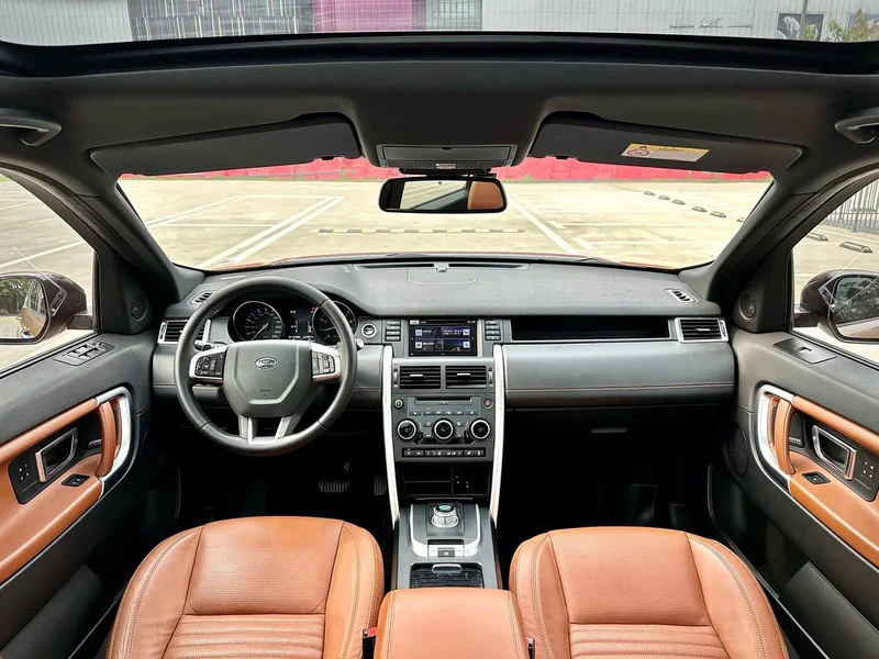 Land Rover Discovery — фото 12