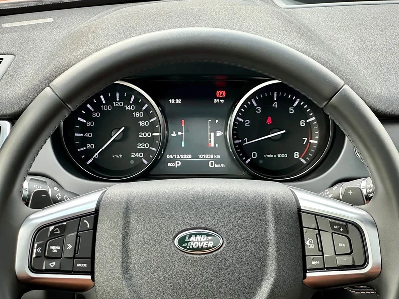 Land Rover Discovery — фото 14