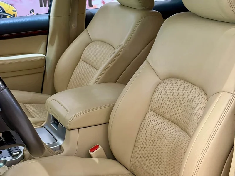 Toyota Land Cruiser (Imported) — фото 13