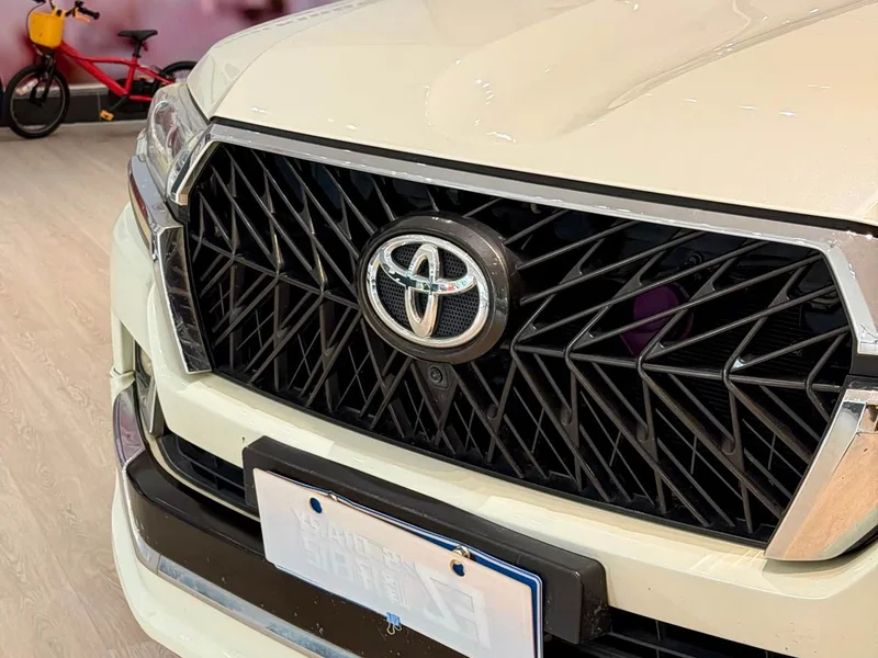 Toyota Land Cruiser (Imported) — фото 4