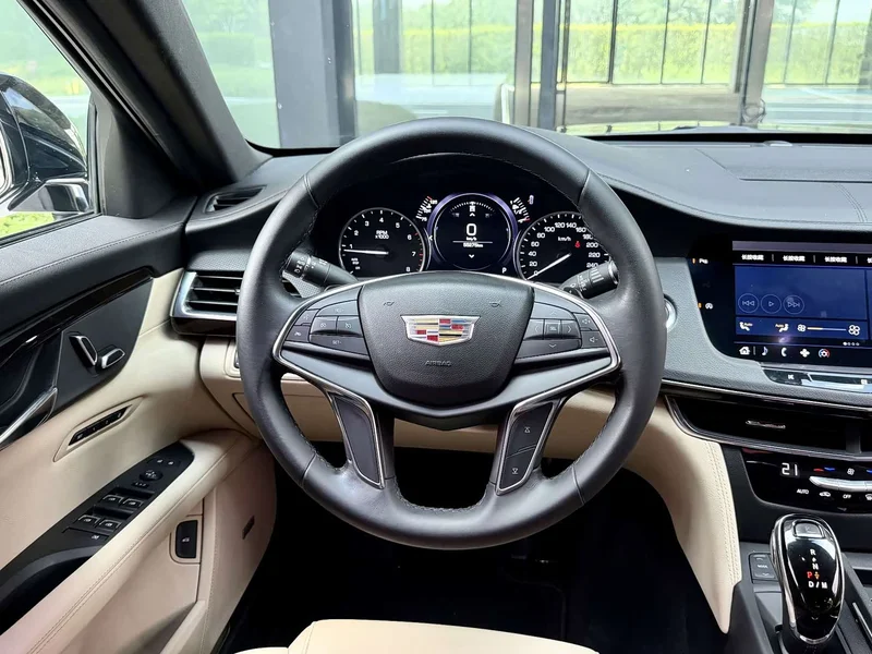 Cadillac CT6 — фото 7