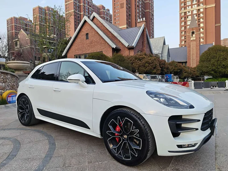Porsche Macan — фото 3