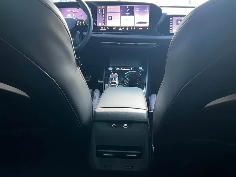 Audi A5L Sportback — фото 16