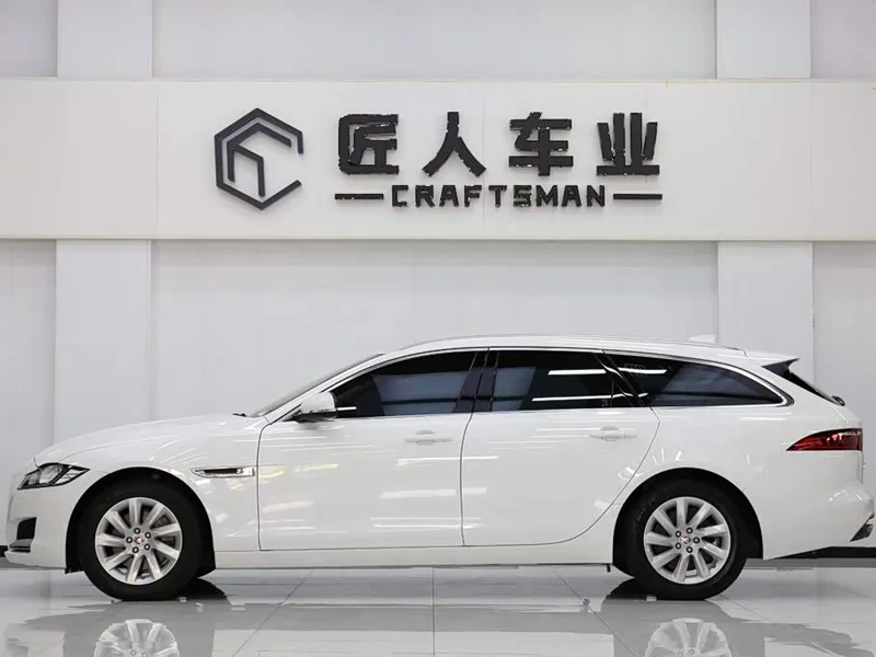 Jaguar XF — фото 4
