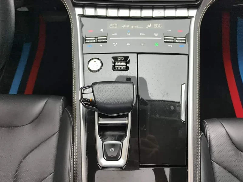 Changan CS85 COUPE — фото 16