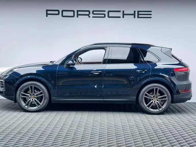 Porsche Cayenne — фото 4