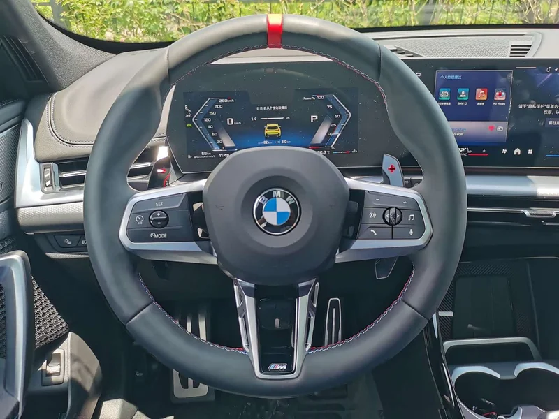 BMW X1 M35Li — фото 13