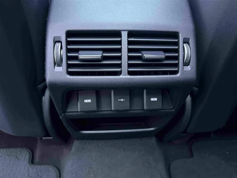 Land Rover Discovery — фото 10