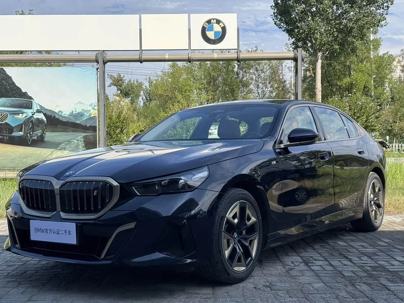 BMW i5 — фото 1