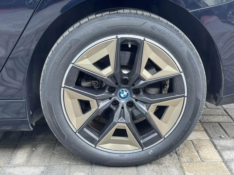 BMW i5 — фото 14