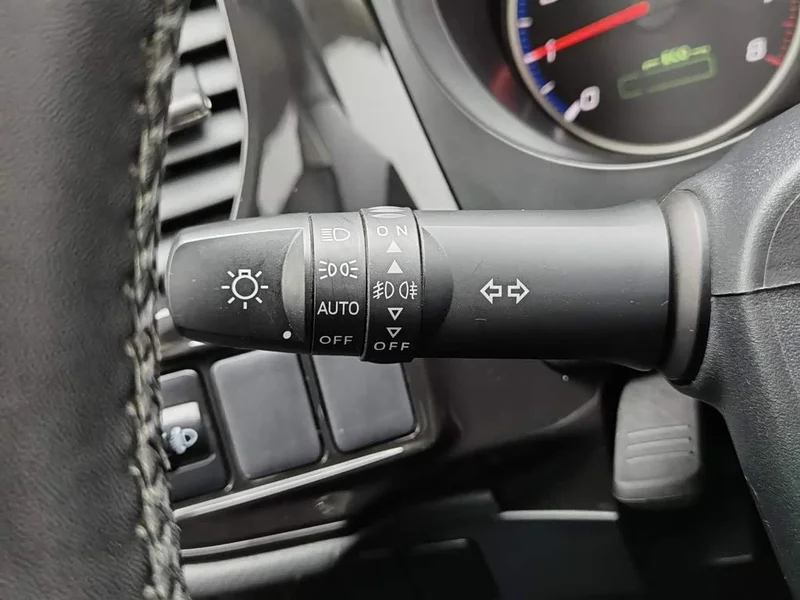 Mitsubishi Outlander — фото 21