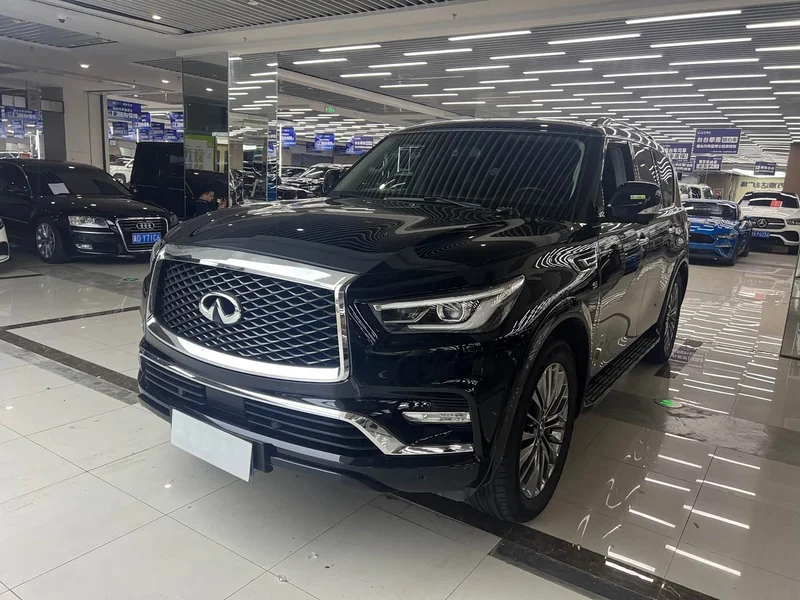 Infiniti QX80