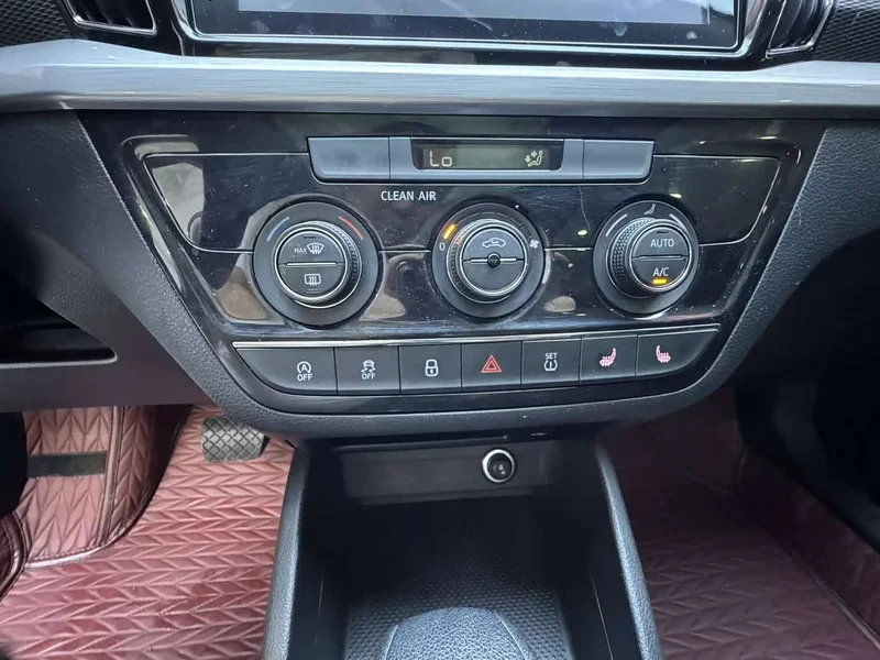 Skoda Kamiq — фото 14