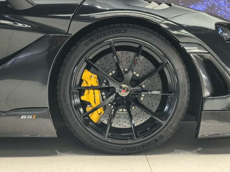 McLaren 720S — фото 12