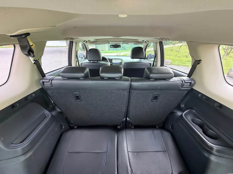 Mitsubishi Outlander — фото 13