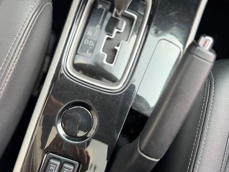 Mitsubishi Outlander — фото 16
