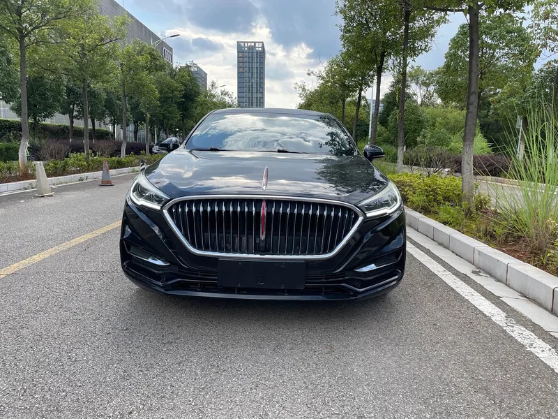 Hongqi H5 — фото 2