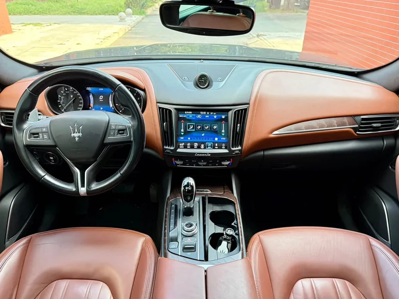 Maserati Levante — фото 16