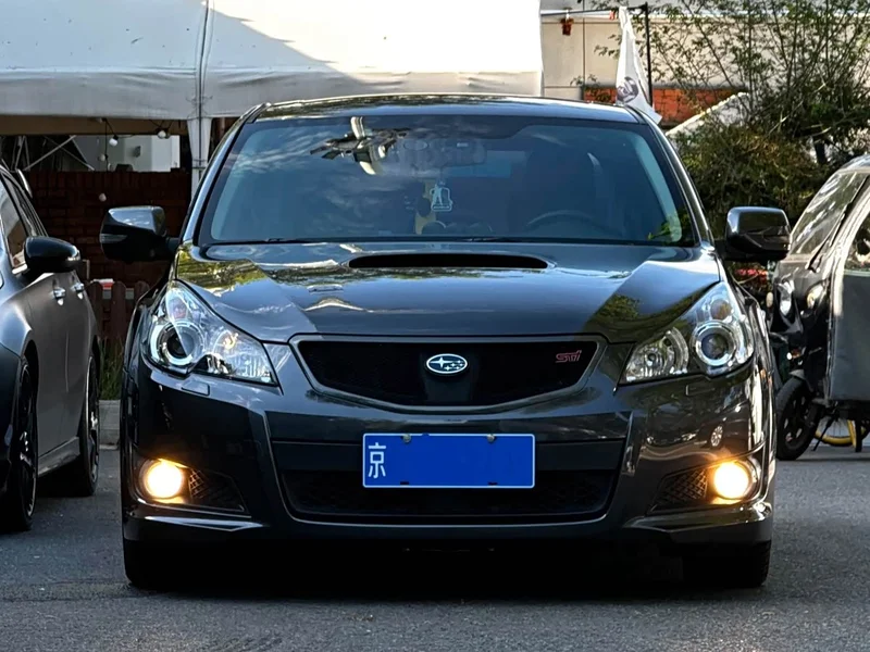 Subaru Legacy — фото 2