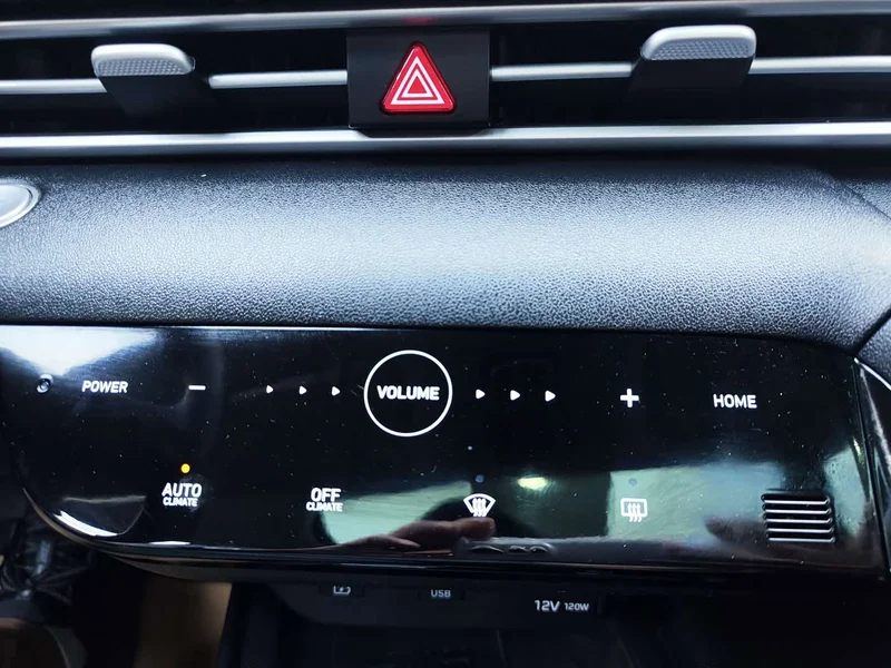 Hyundai Elantra — фото 15
