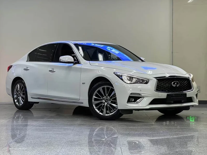 Infiniti Q50L — фото 3